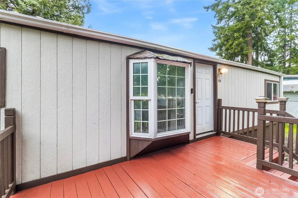 4621 East Street Blaine WA 98230