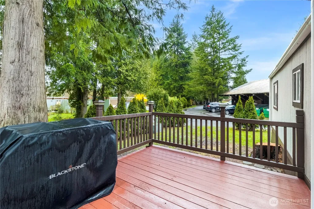 4621 East Street Blaine WA 98230