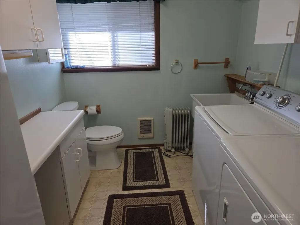 4725 272nd Avenue NE Redmond WA 98053