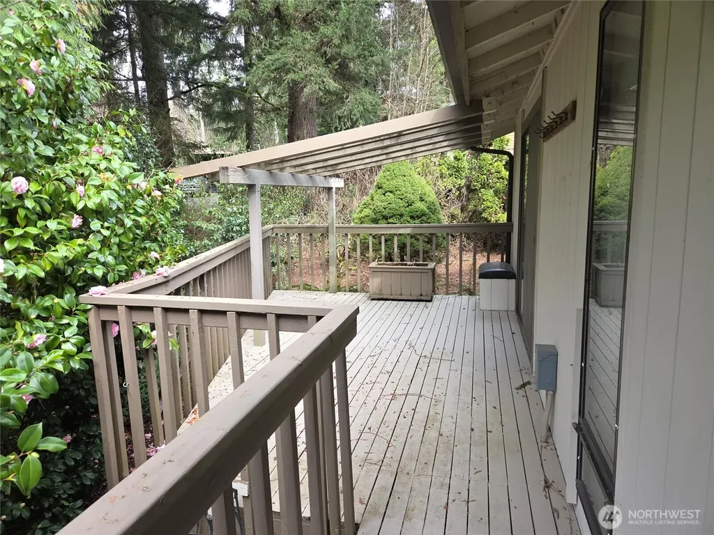 4725 272nd Avenue NE Redmond WA 98053