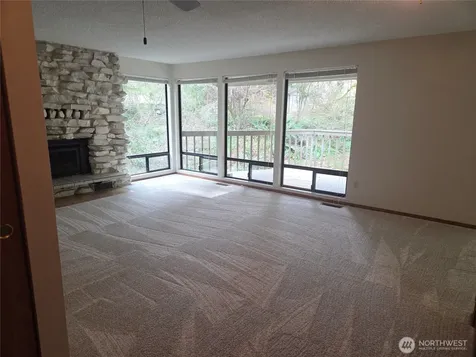 4725 272nd Avenue NE Redmond WA 98053