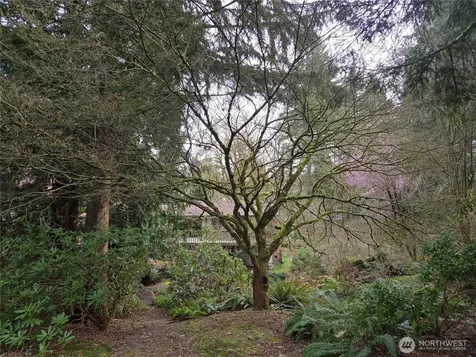 4725 272nd Avenue NE Redmond WA 98053