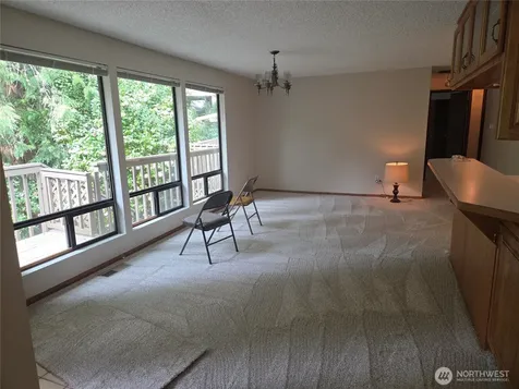 4725 272nd Avenue NE Redmond WA 98053