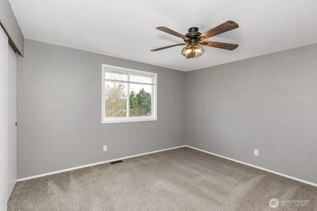 8618 74th Drive NE Marysville WA 98270