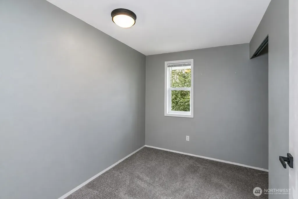 8618 74th Drive NE Marysville WA 98270