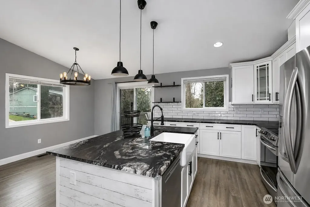 8618 74th Drive NE Marysville WA 98270
