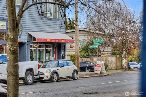 1857 N 54th Street Seattle WA 98103