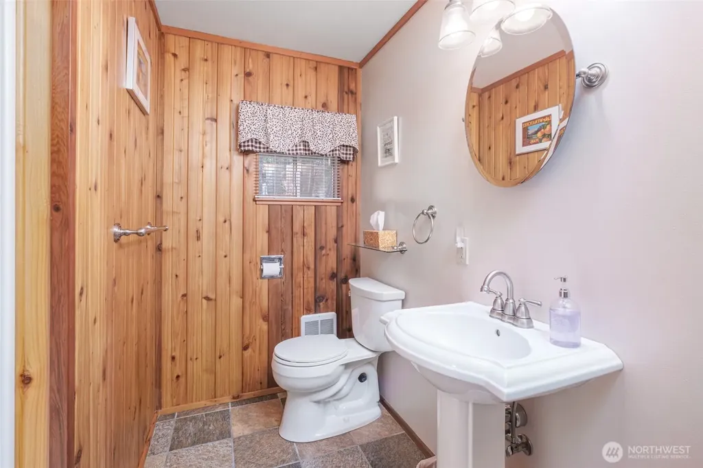 17890 North Shore Drive Leavenworth WA 98826