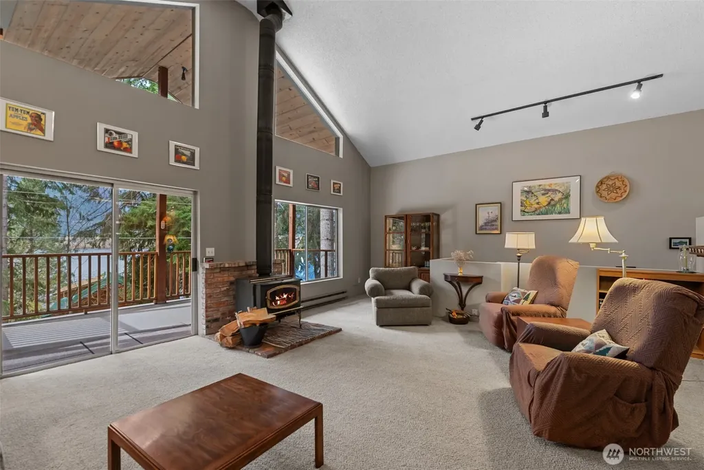 17890 North Shore Drive Leavenworth WA 98826