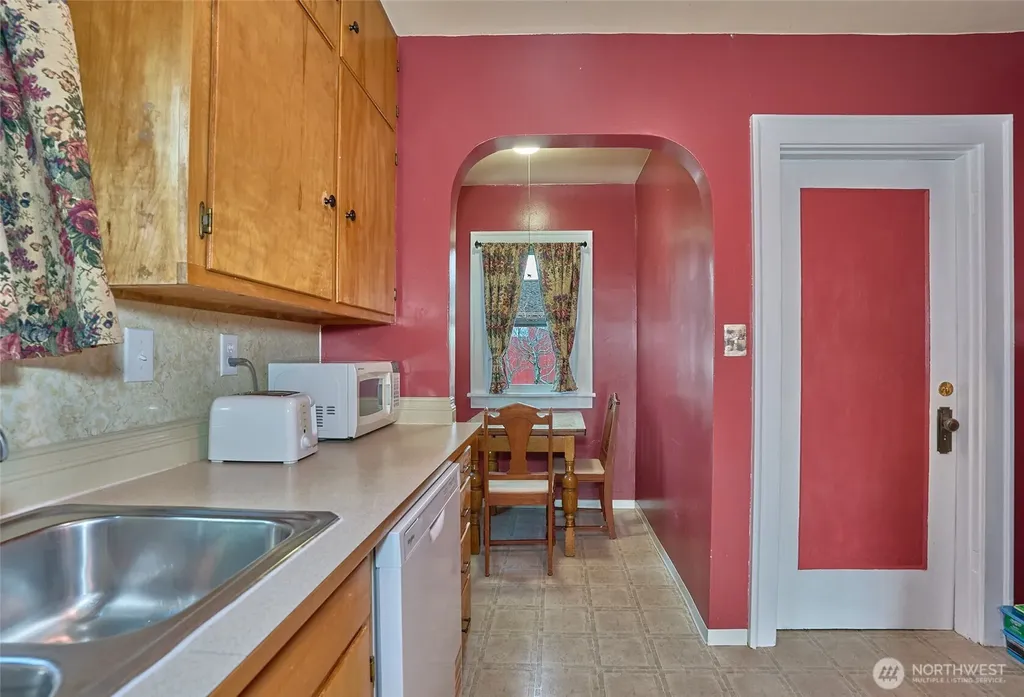 403 Alabama Street Bellingham WA 98225