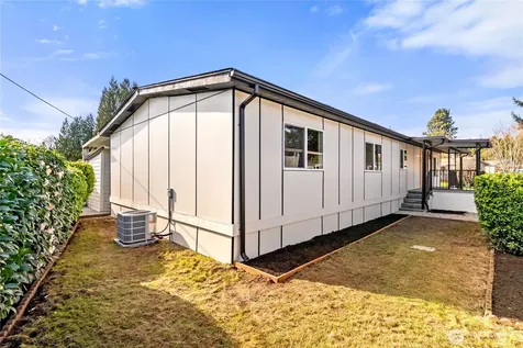 1510 Maple Lane Kent WA 98030