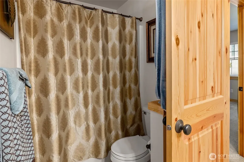200 Clearwater Loop Ronald WA 98940