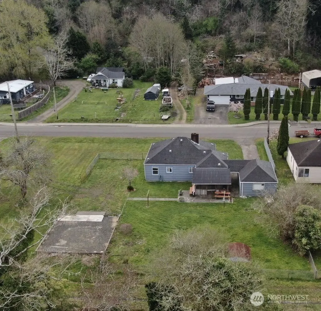 405 Willapa Avenue South Bend WA 98586