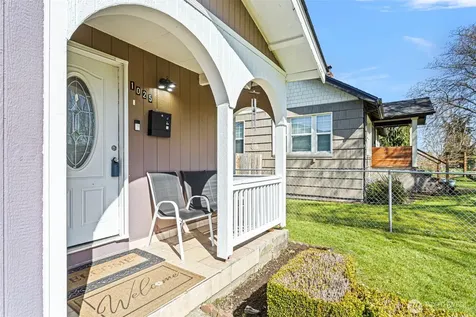 1025 E 63rd Street Tacoma WA 98404