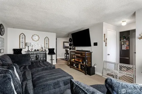 1025 E 63rd Street Tacoma WA 98404