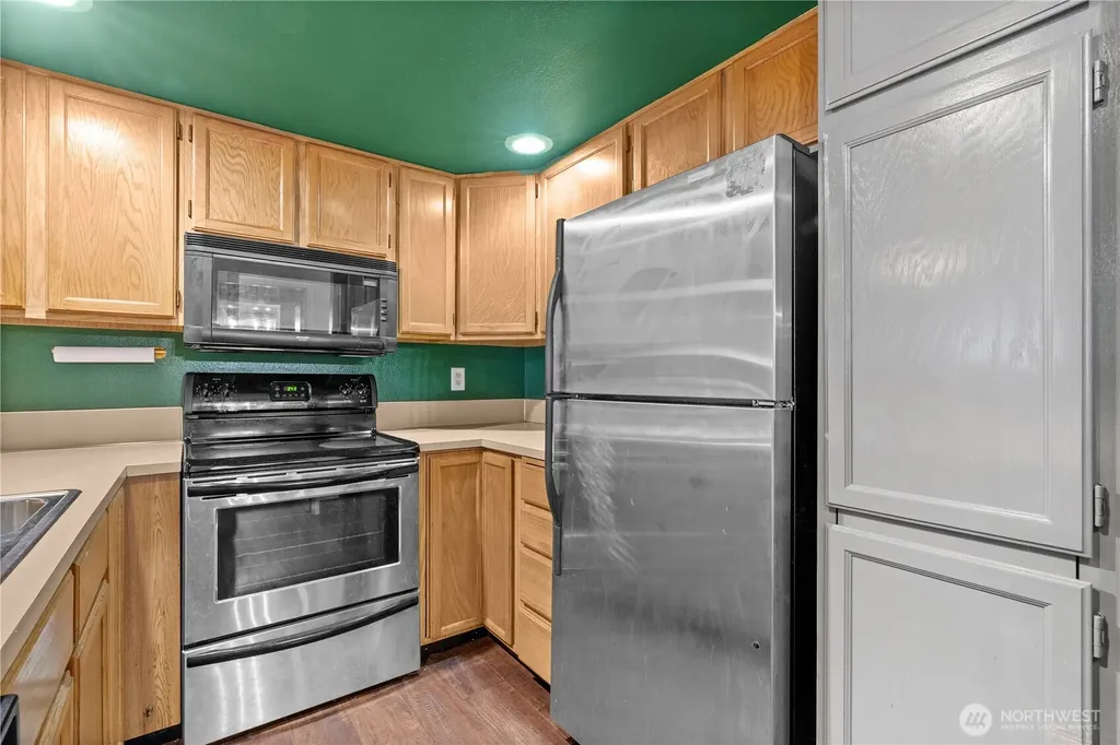 110 SW 116th Street Seattle WA 98146
