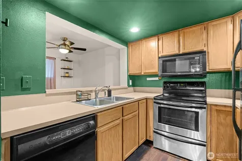 110 SW 116th Street Seattle WA 98146