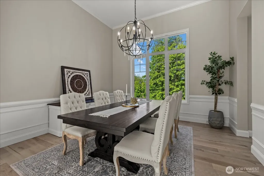 2046 277th Avenue SE Sammamish WA 98075