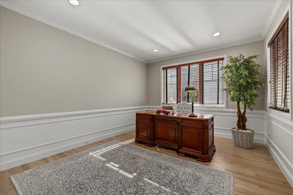 2046 277th Avenue SE Sammamish WA 98075