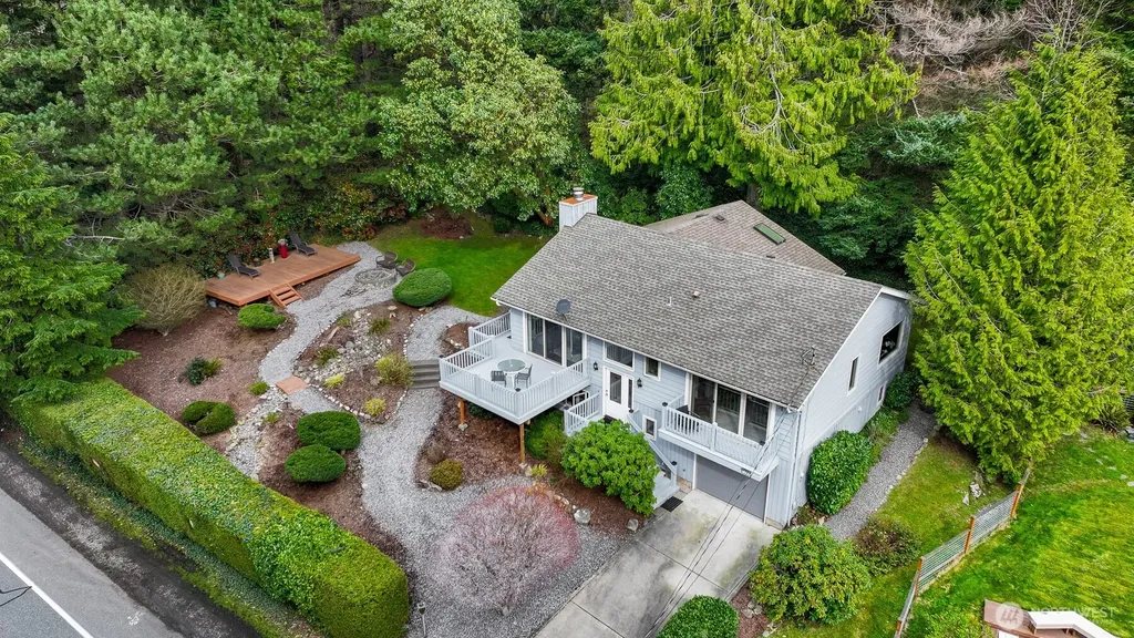 1348 Chuckanut Drive Bellingham WA 98229