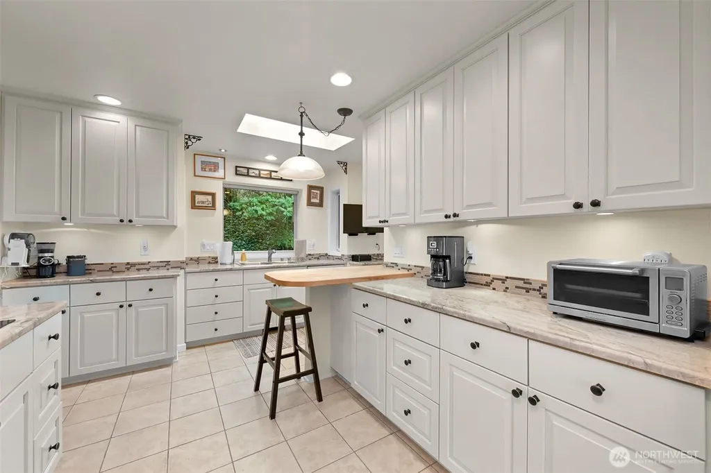 1348 Chuckanut Drive Bellingham WA 98229