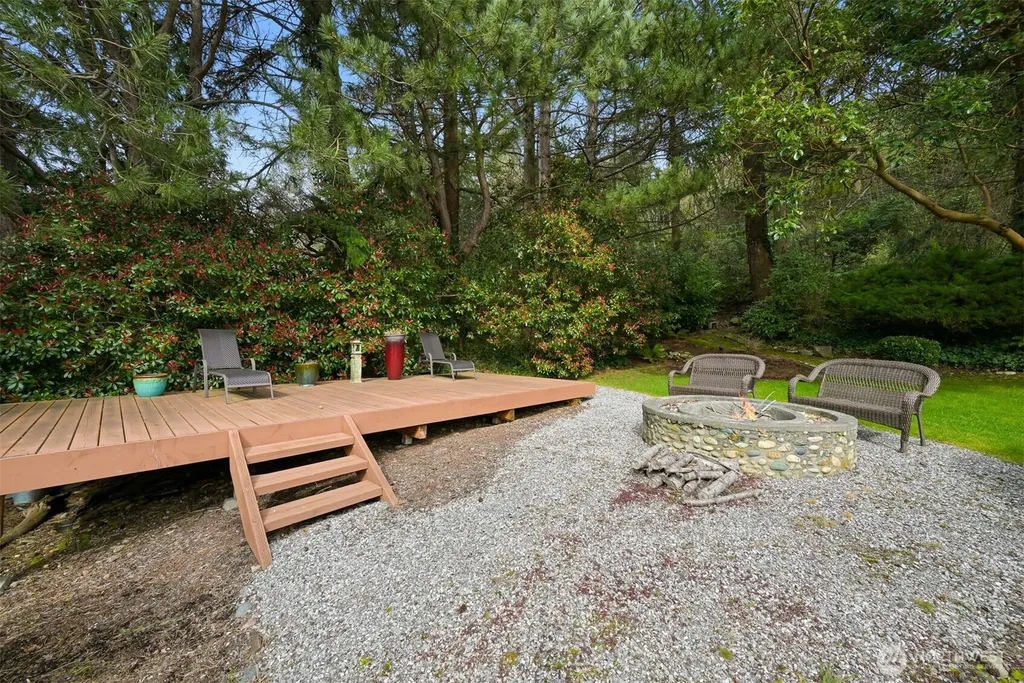 1348 Chuckanut Drive Bellingham WA 98229