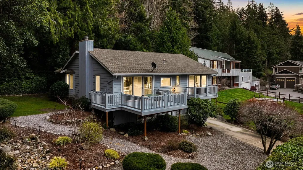 1348 Chuckanut Drive Bellingham WA 98229