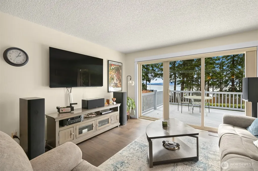 1348 Chuckanut Drive Bellingham WA 98229