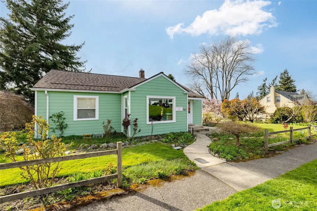 703 N 8th Street Mount Vernon WA 98273