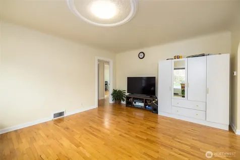 703 N 8th Street Mount Vernon WA 98273