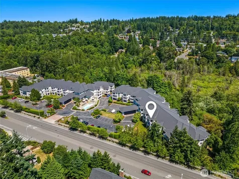 2244 132nd Avenue SE Bellevue WA 98005
