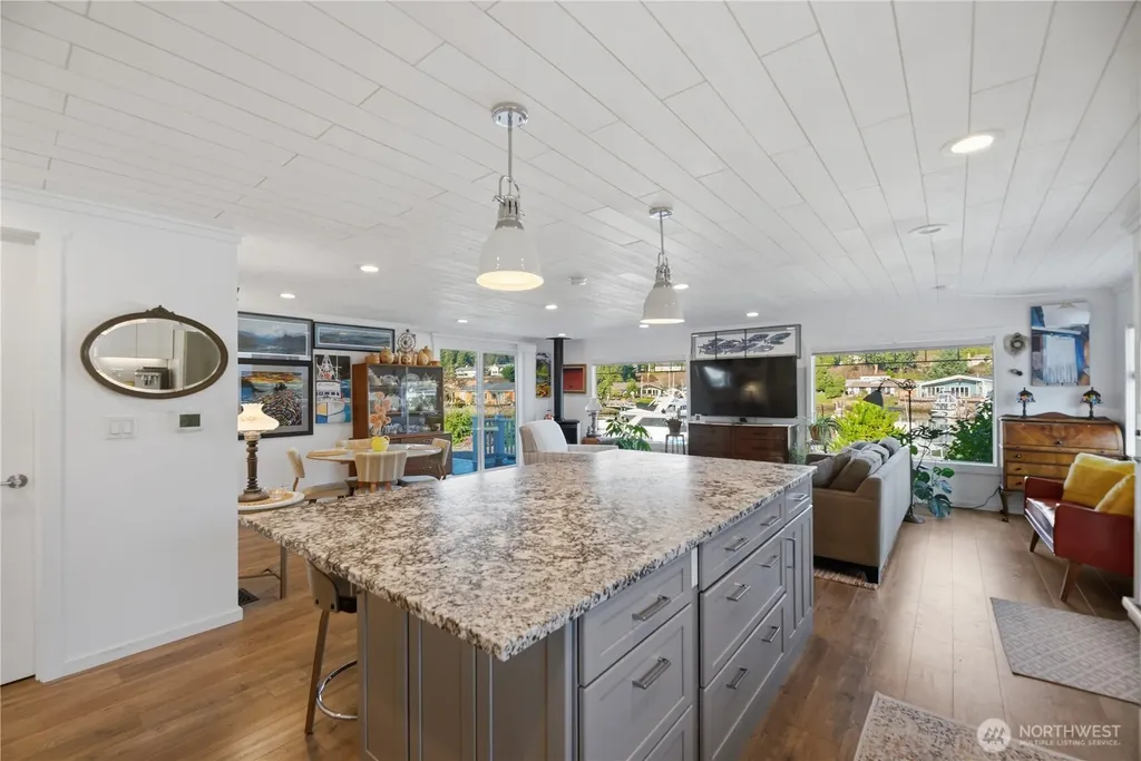 138 Lummi Drive La Conner WA 98257
