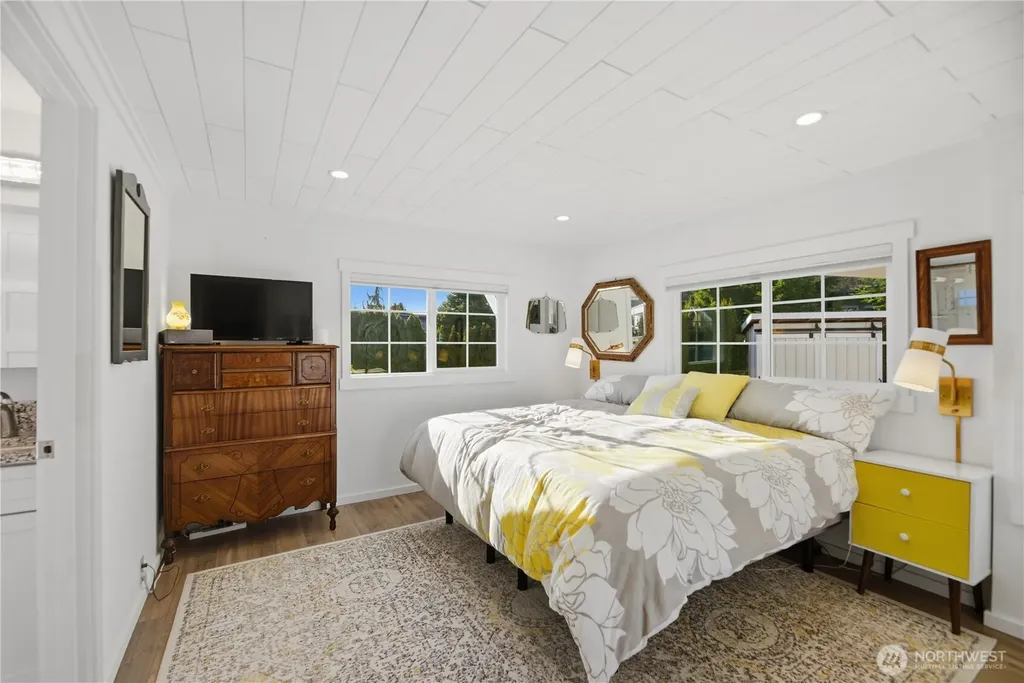 138 Lummi Drive La Conner WA 98257