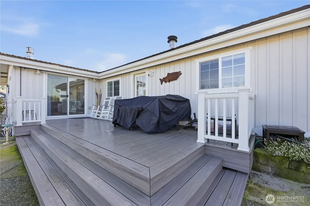138 Lummi Drive La Conner WA 98257