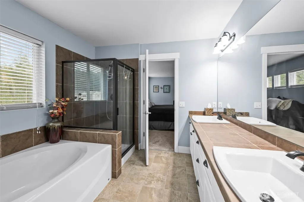 4398 Chanting Circle SW Port Orchard WA 98367