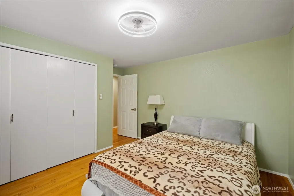 50 NE Alta Vista Drive Belfair WA 98528
