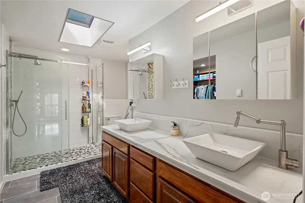50 NE Alta Vista Drive Belfair WA 98528