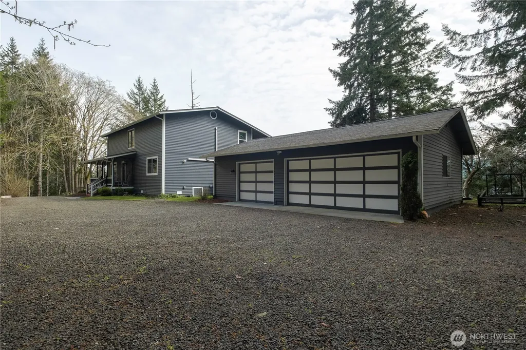 50 NE Alta Vista Drive Belfair WA 98528