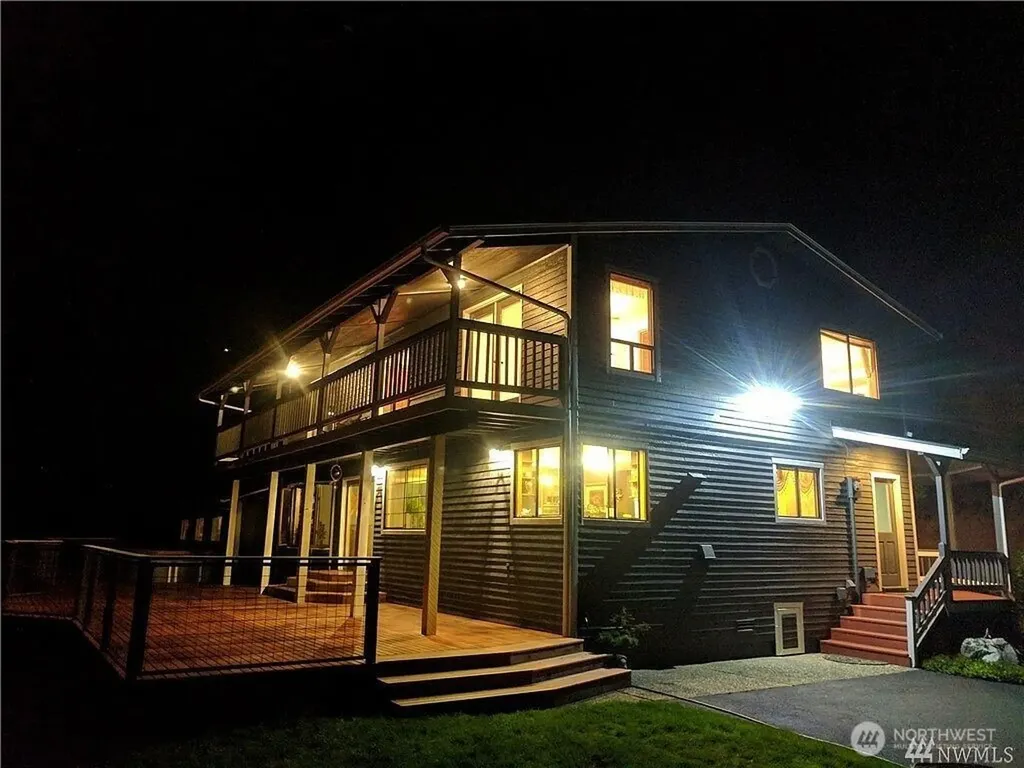 50 NE Alta Vista Drive Belfair WA 98528