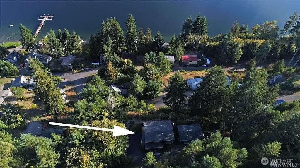 50 NE Alta Vista Drive Belfair WA 98528
