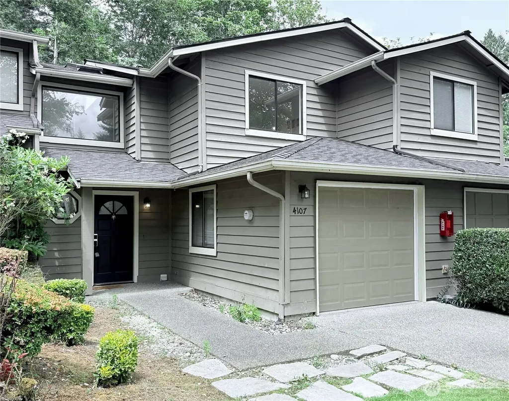 4107 159th Avenue NE Redmond WA 98052