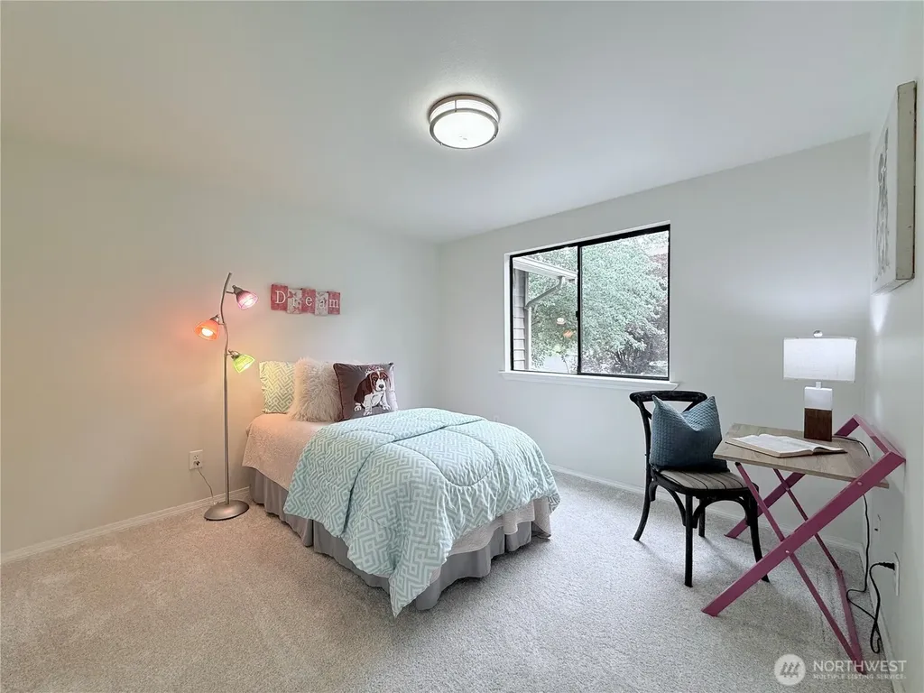 4107 159th Avenue NE Redmond WA 98052