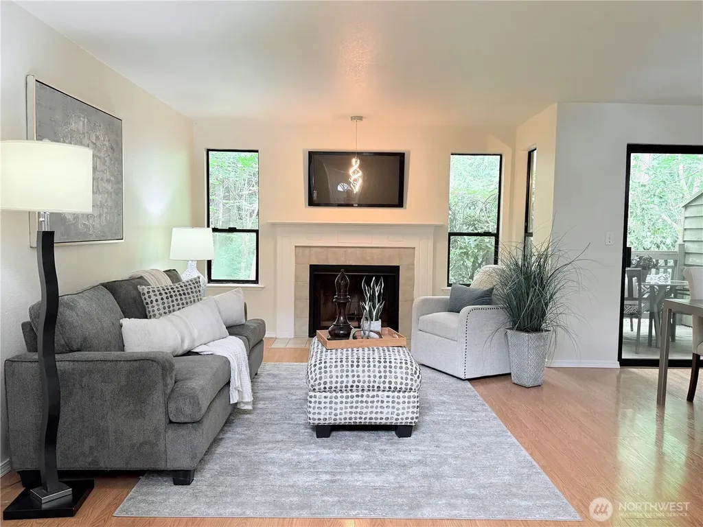 4107 159th Avenue NE Redmond WA 98052