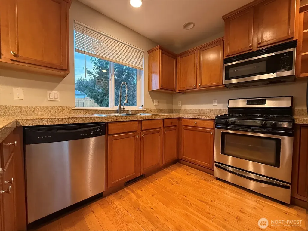 4158 SE Fairway Circle Port Orchard WA 98366