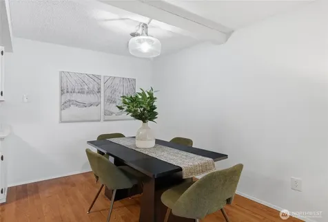 2034 14th Avenue W Seattle WA 98119