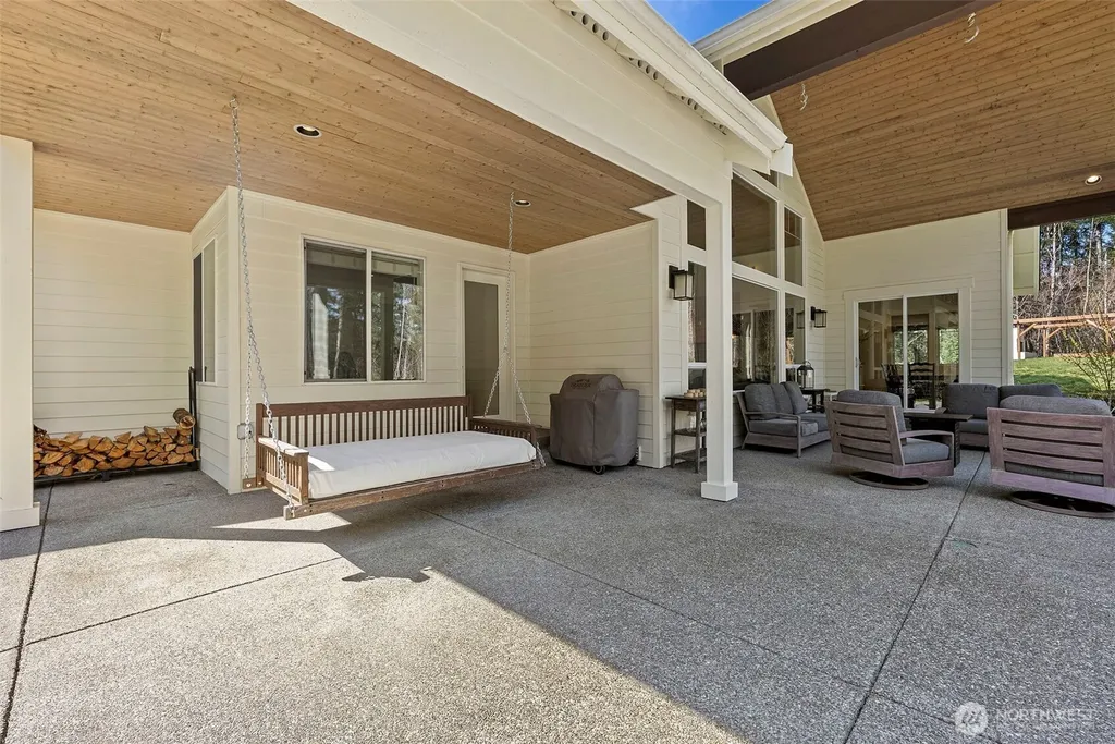 31408 SE Retreat Kanaskat Road Ravensdale WA 98051