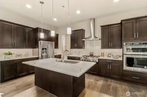 24509 NE 13th Place Sammamish WA 98074