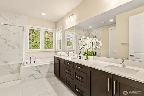 24509 NE 13th Place Sammamish WA 98074