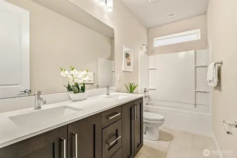24509 NE 13th Place Sammamish WA 98074