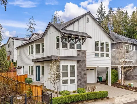 24509 NE 13th Place Sammamish WA 98074